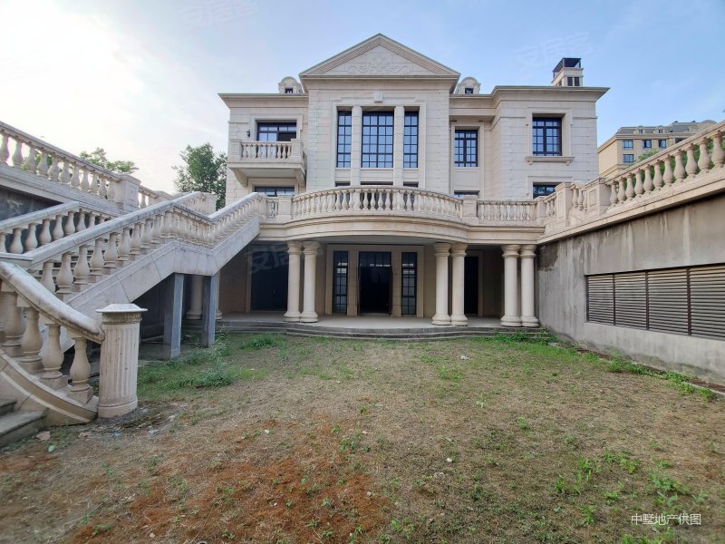 新华御湖庄园别墅