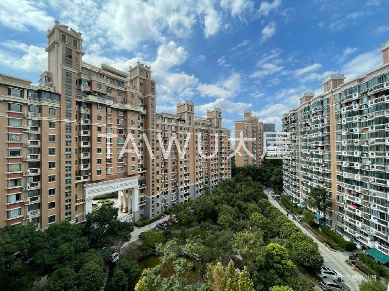 上海欣苑西班牙名园1室2厅1卫70.07㎡南609万