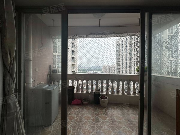 【多图】美景花苑,车陂租房,车陂地铁 美景花园三房二卫 电梯高层只需