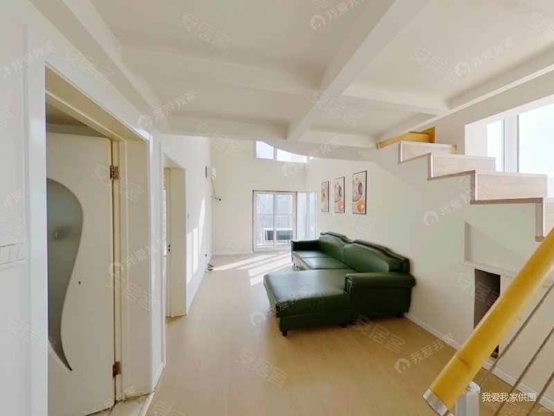 沿海赛洛城七期复式使用面积936平米可做四居满五