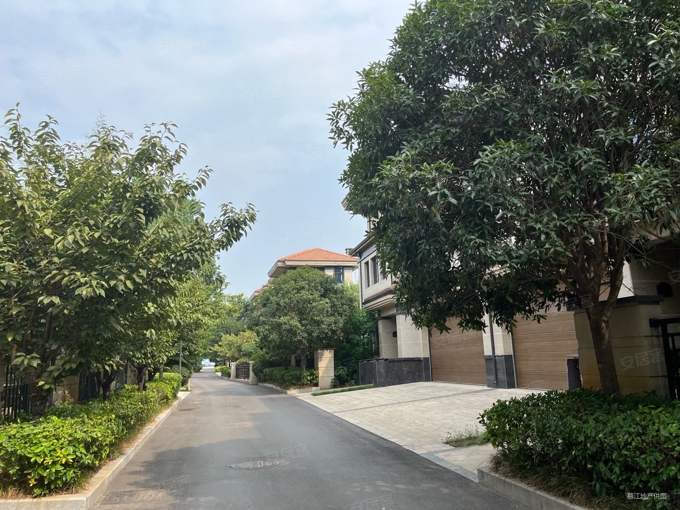 洛阳房产网>洛阳二手房>洛龙二手房>泉舜财富中心二手房>泉舜润泉苑>