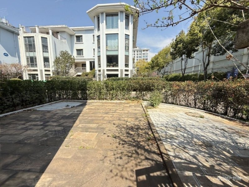 霖雨桥双拼别墅金江小区 挑