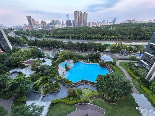 深圳南山南头前海东岸前海东岸看花园泳池3房,家电齐全,随时可看房