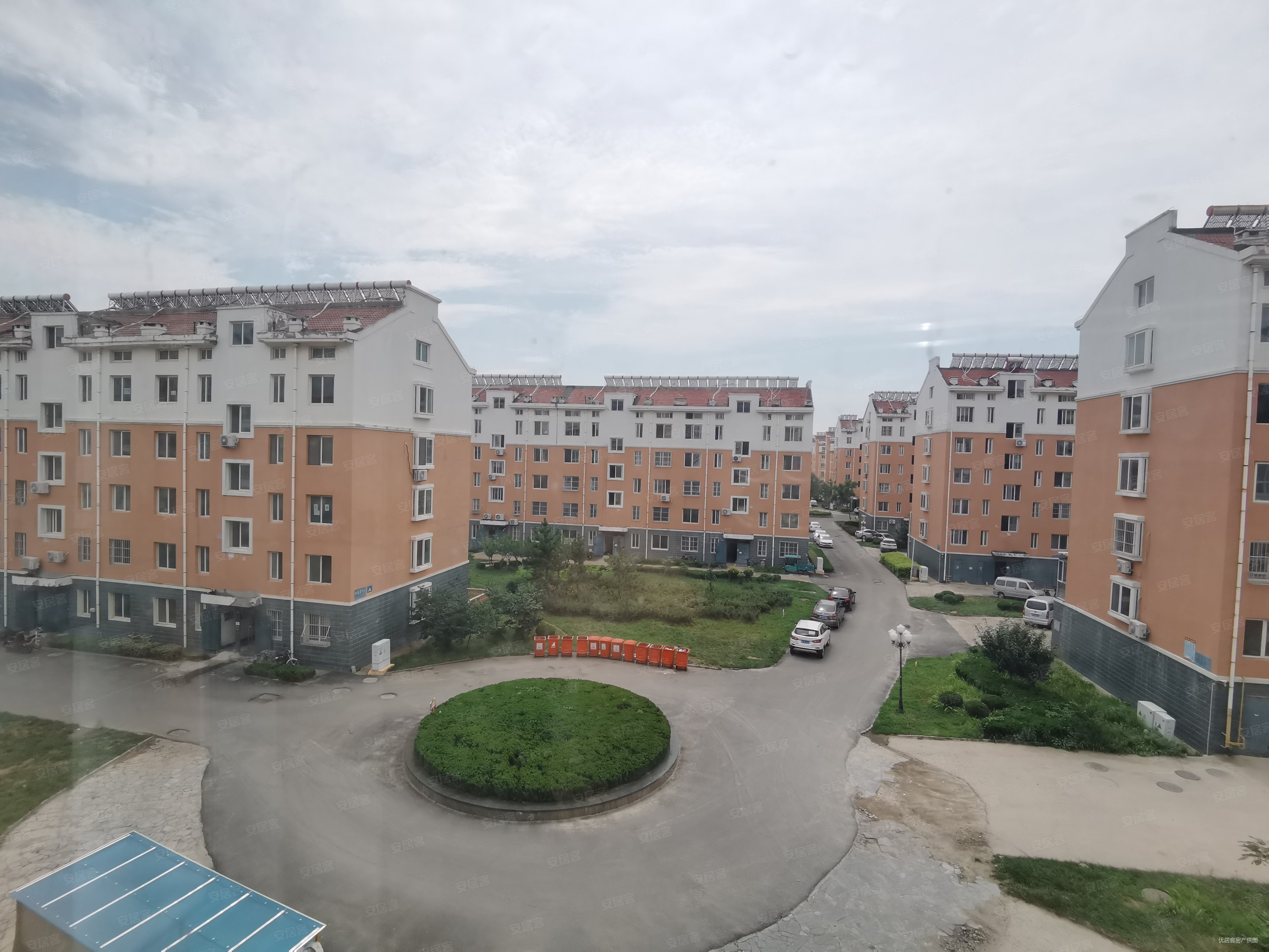 和谐苑小区3室2厅1卫126.1㎡南北59.8万