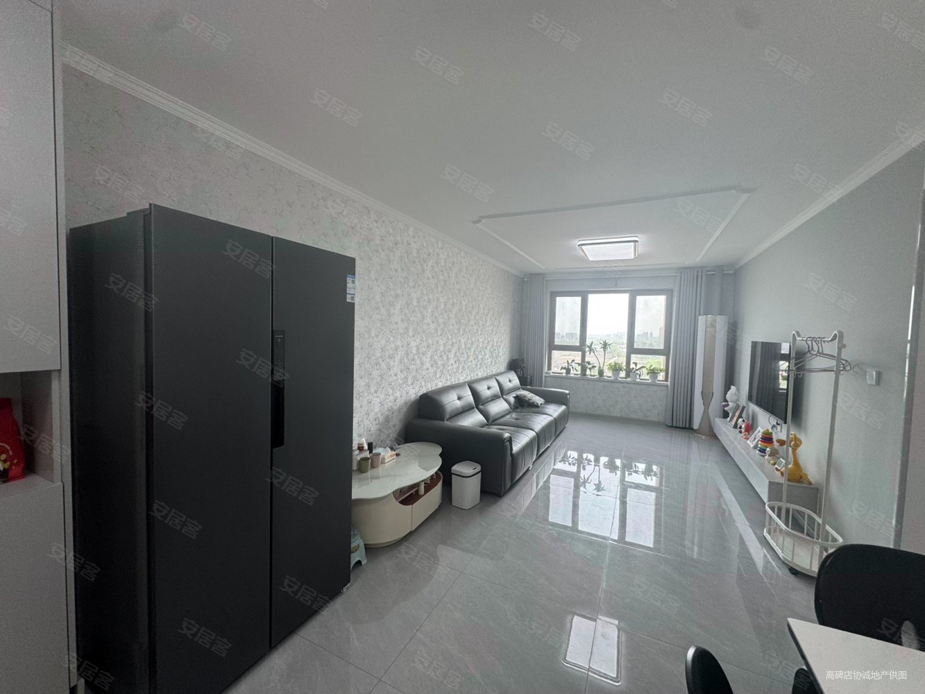 荣庭水墨紫棠2室1厅1卫89㎡南北55万