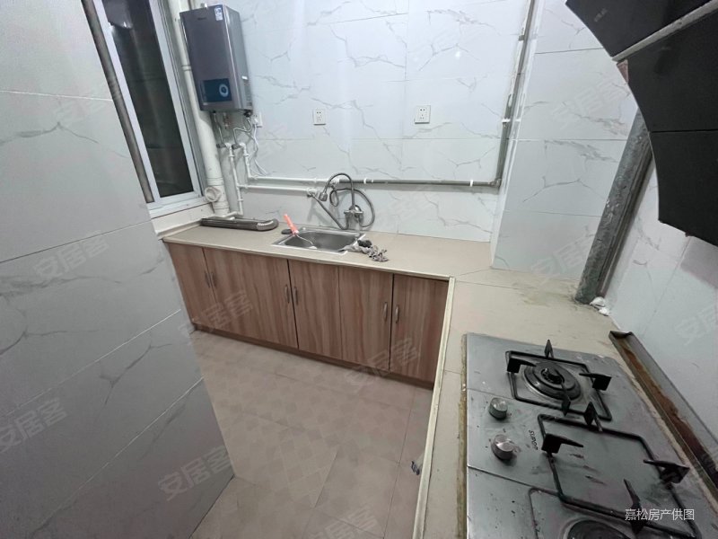 精选电梯房双南朝向楼距短采光充足次新小区环境好