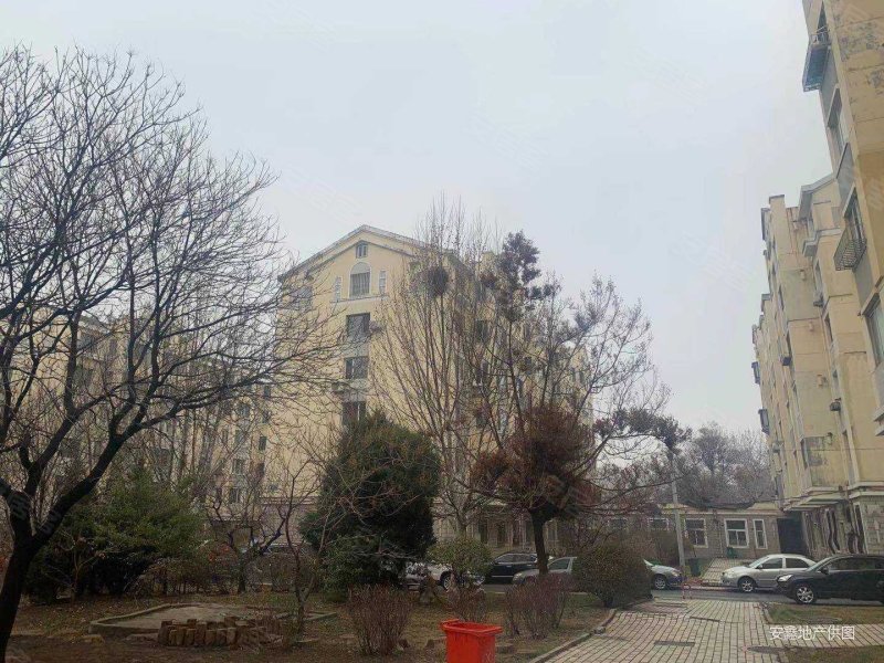 香海花园购物方便中间好楼层临地铁正规商品房装修好