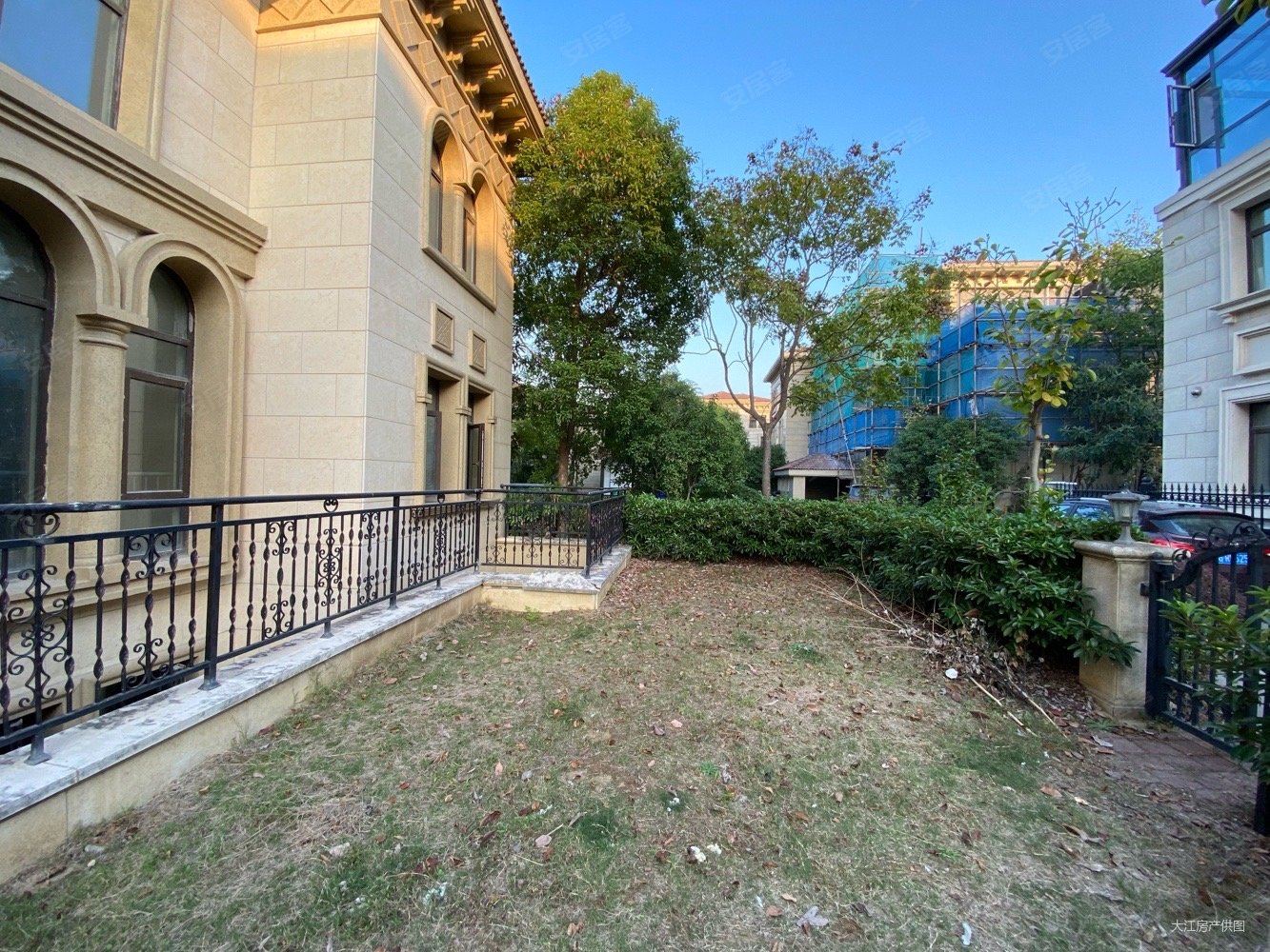 钓鱼台别墅4室2厅4卫442.77㎡南北1150万