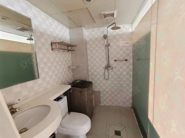 南屏街五一路小西门顺城潘家湾月付无中介昆华医院