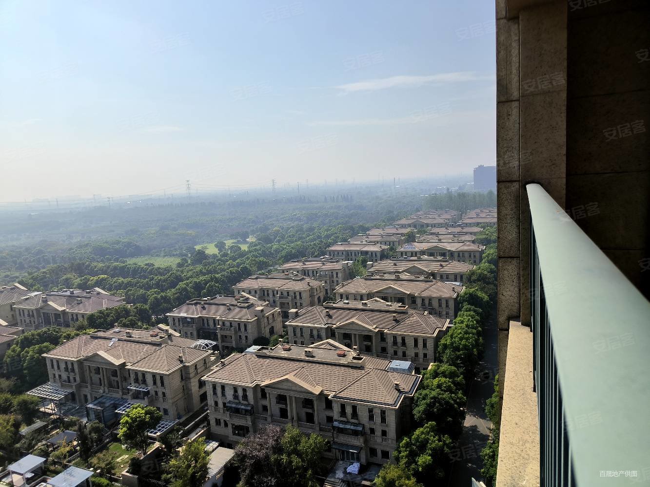 卡森卫星城王庭世家