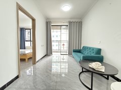 茂名茂南文化广场西粤路 文化广场旁，电梯两房 有阳台，拎包入住 租1588月出租房源真实图片