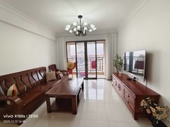 防城港港口桃花湾广场月租阳光海岸四期精装修三房两卫看海景干净整洁领包入住随时看房出租房源真实图片