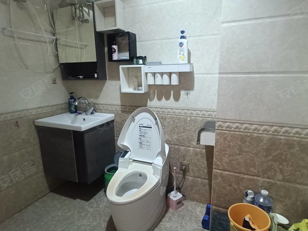 包头昆都仑包头乐园保利拉菲公馆(二三期)科大吾悦保利拉菲精装修拎包入住，包暖包物业随时看房。出租房源真实图片