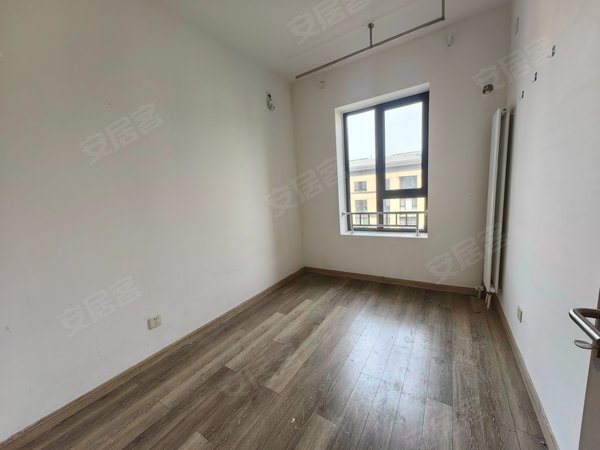 亦庄河西区和悦华锦三居奔驰大族广场