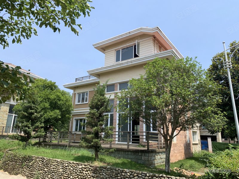 f天下欧景园独栋别墅 花园占地700平 进场开阔 正南向