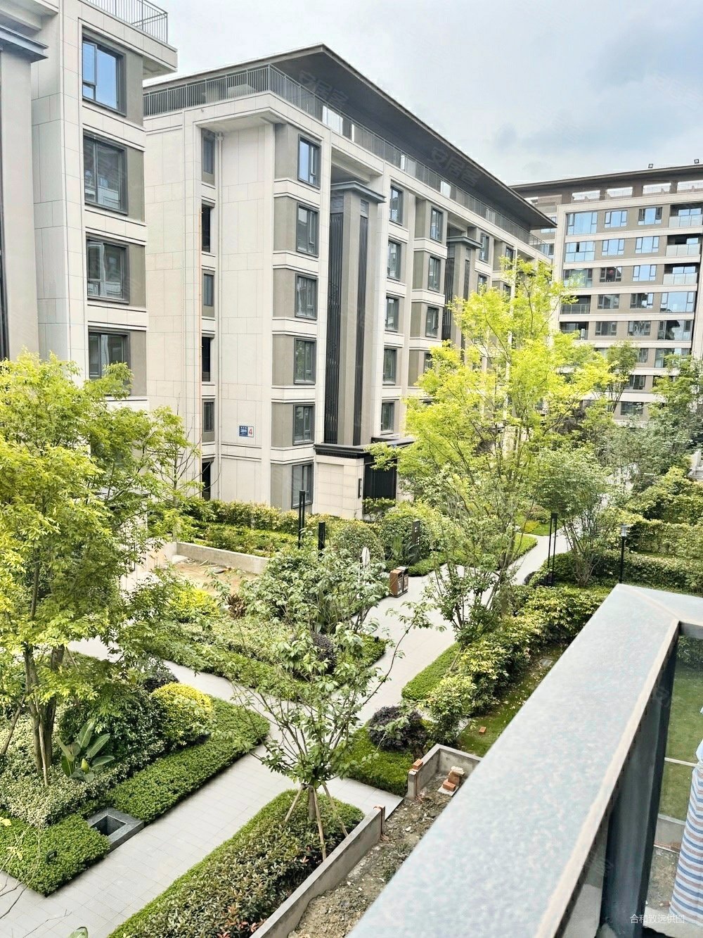 东原香门第名家4室2厅3卫169.13㎡东310万