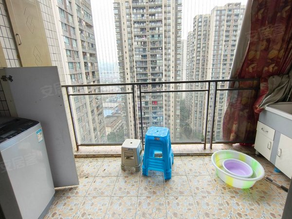 【多图】丽都锦城,李家沱租房,大四室双卫!价格可讲!楼下轻轨!