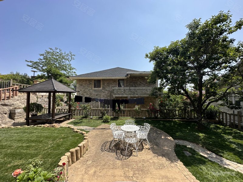 私家花园300多平,华侨别墅二手房,1300万,7室3厅,3卫,445平米-大连