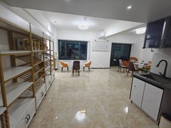 桂林秀峰嘉多国际广场万象城泊寓公寓,商业空间,电梯高层,精致装修,创业优选出租房源真实图片