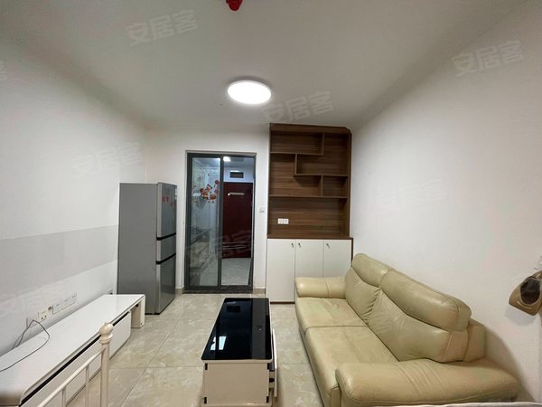 香蜜湖租房,侨香公馆一房一厅出租,已空出看房有钥匙,福田租房-深圳58