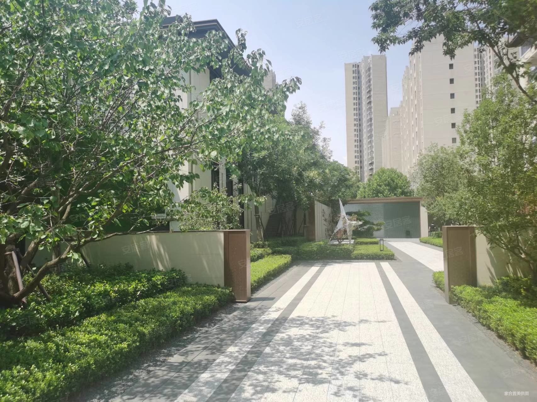 金地湾和府一楼下跃自家三层送花园海底隧道直通大连