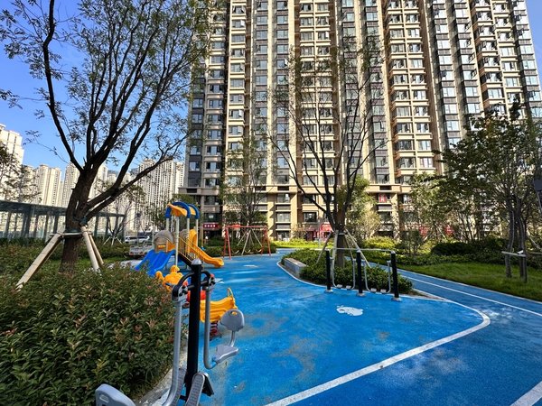 郑州金水丰庆路张家村新区正弘城!出门地铁口!张家村新区两室一厅!