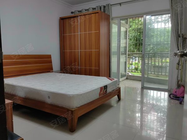 深圳布吉康桥中城康桥花园(二期)急租,大气2房,东南向看花园,采光好