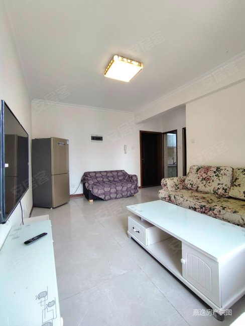 馨光嘉苑 套一  出售 离西站地铁近