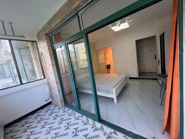 上海奉贤西渡文怡花园西渡文怡花园精装一室户近西渡地铁站连城广场