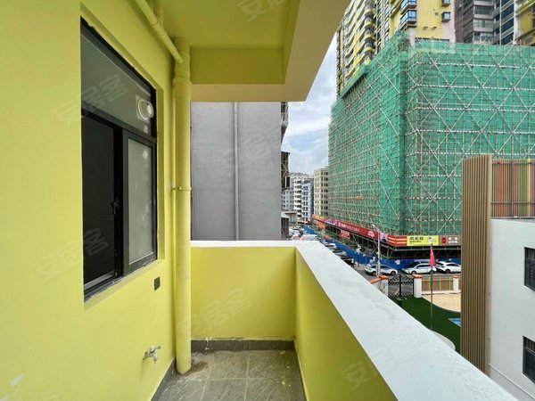 深圳龙岗横岗丹竹村丹竹头近地铁 阳台单间 性价比高 出行便利出租