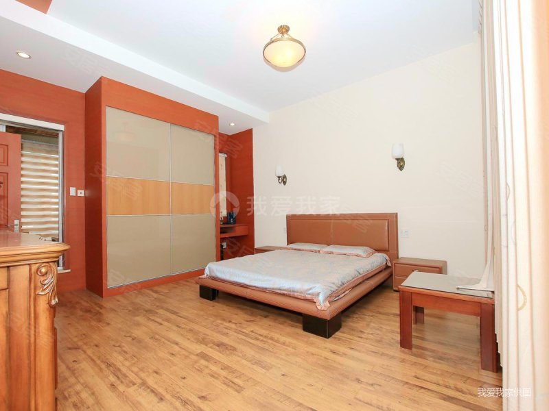 怡景花城(别墅) 南北通透 商业配套齐全 超低密度 交通便利