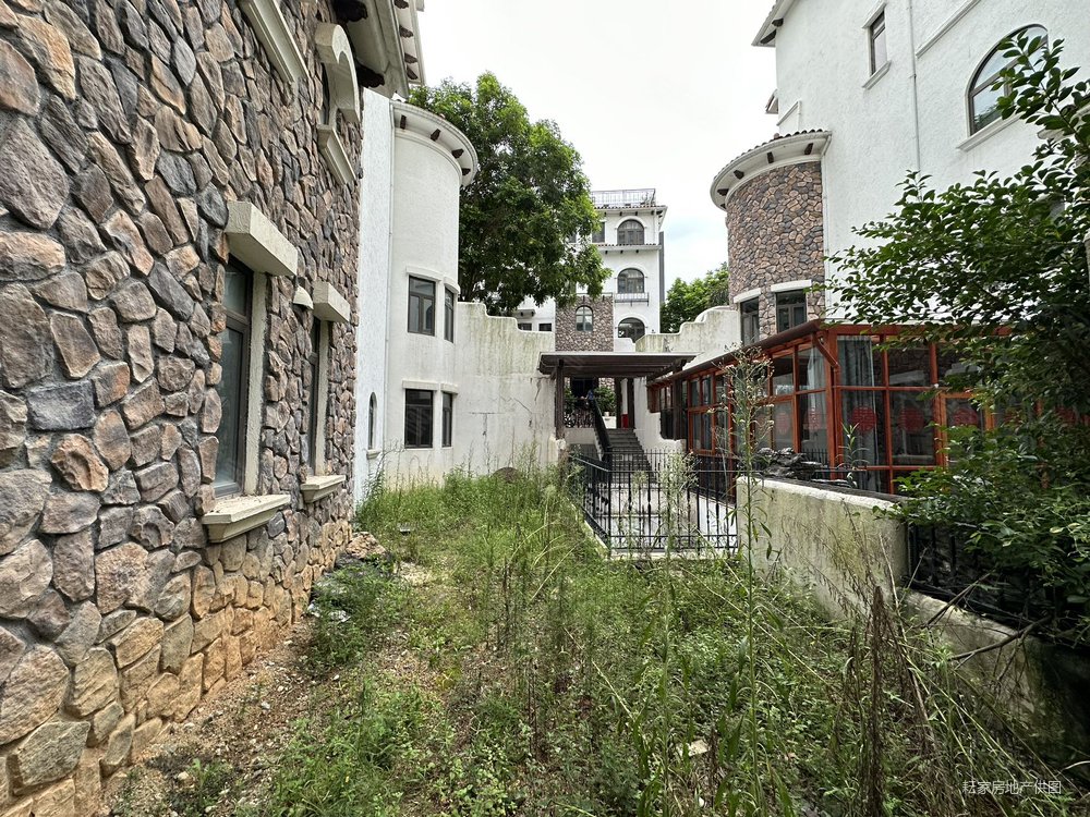 深圳房产网>深圳二手房>宝安二手房>西乡二手房>招商华侨城曦城(六期)