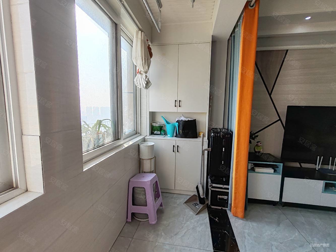 万达国际2室2厅1卫103.28㎡南北56.8万