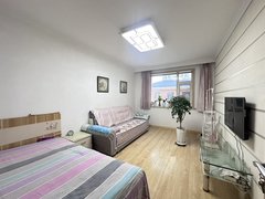 延边延吉发展区清水湾小区一楼60平米一室一厅带菜园南北通透简装可拎包入住出租房源真实图片