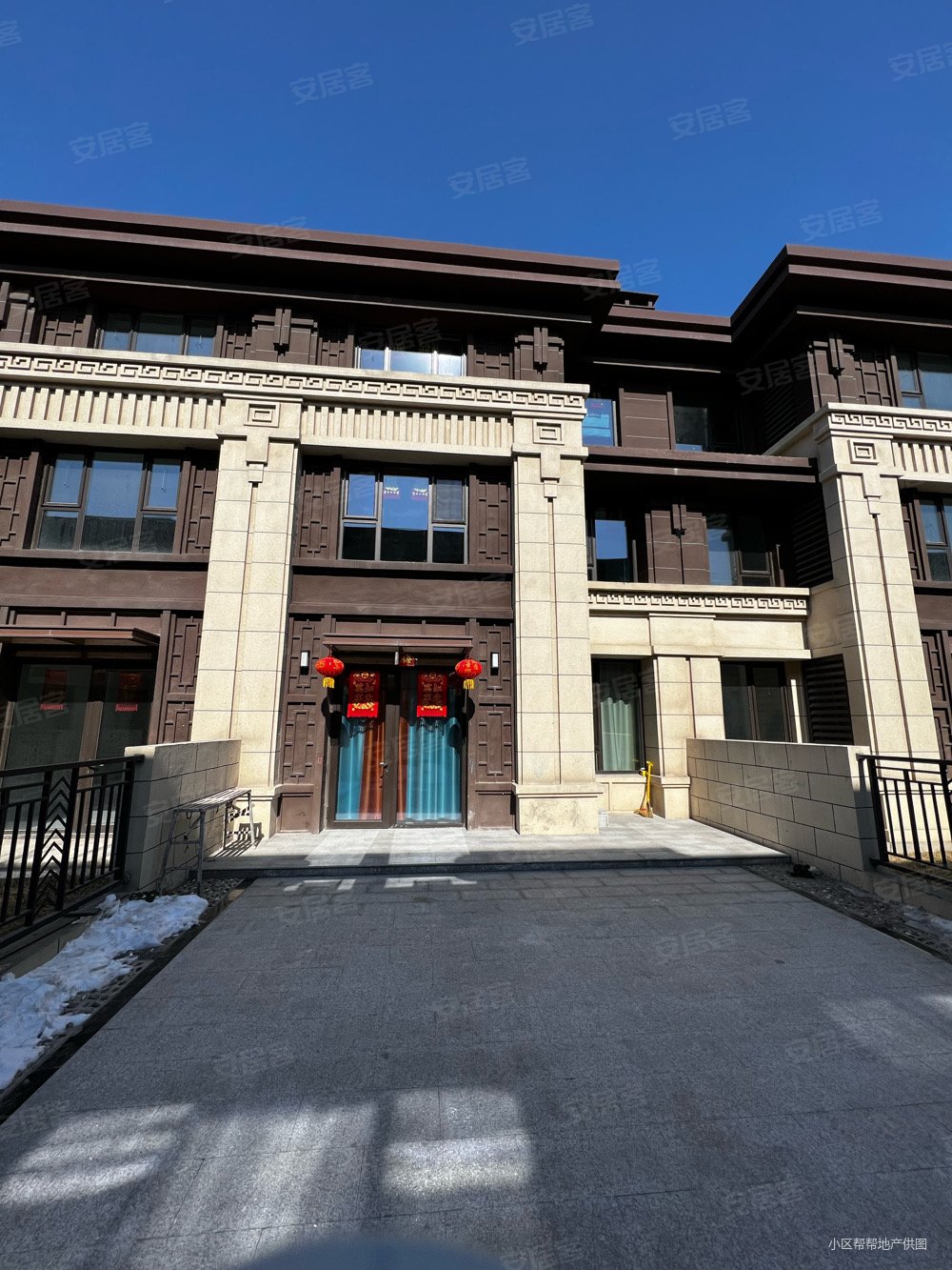 鸿坤理想城澜境西苑(别墅)4室2厅2卫178㎡南北185万