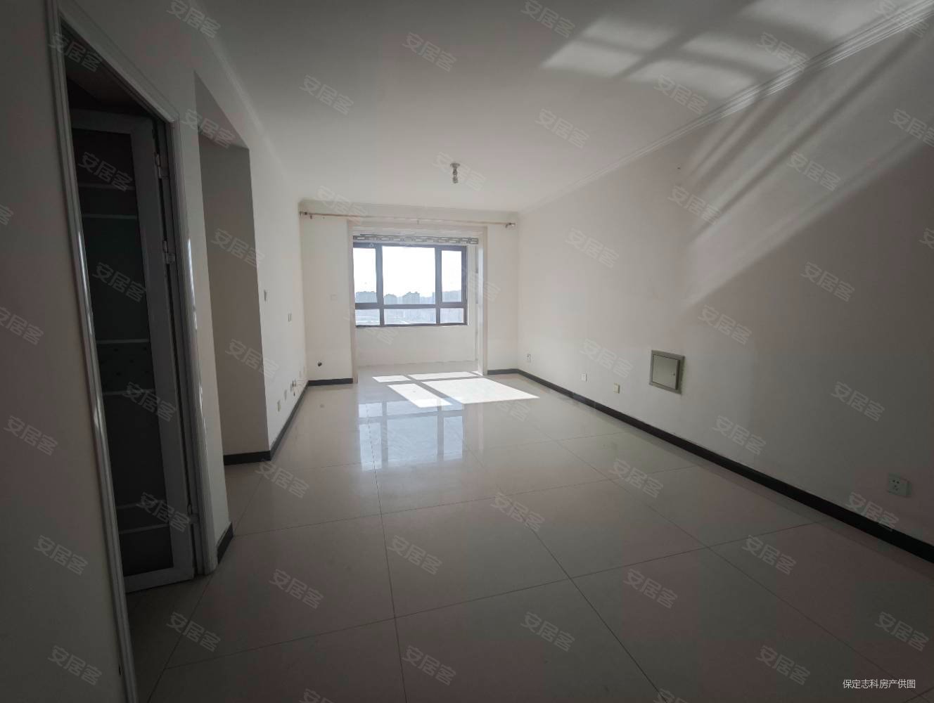 朝阳首府3室2厅1卫97㎡南北72万