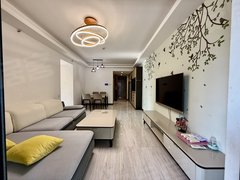 东莞南城宏远东江之星  新出房子出租 家私家具齐全 干净  价格可谈出租房源真实图片