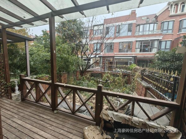 南北双花园!4a景区顾村公园对面 精装修别墅