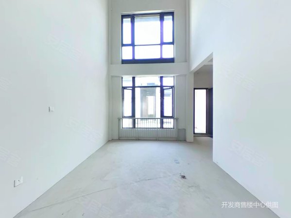 葛洲坝知丘别墅5室3厅3卫425㎡南北2135万