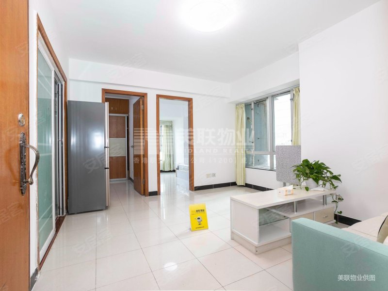 海丰苑业主诚心放卖 房间出阳台 满五年名下一套 看房方便