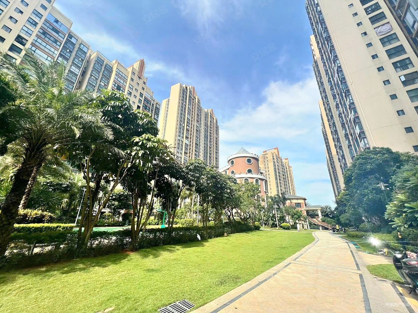 海口房产网>海口二手房>龙华二手房>滨海二手房>南海花园>