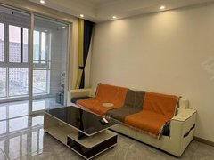 海门海门市区海南路嘉秀花园 两室两厅 靠近大润发实验高中秀山新村 靠 拎包入住出租房源真实图片