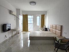 世纪城单身公寓1房带家具家电租1200元每月