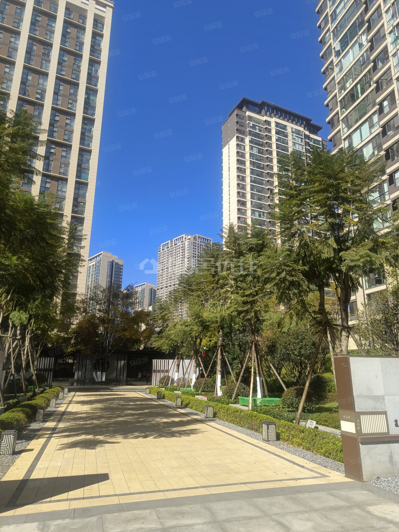 南北通透精装江东小康城124平房东急置换诚心出售