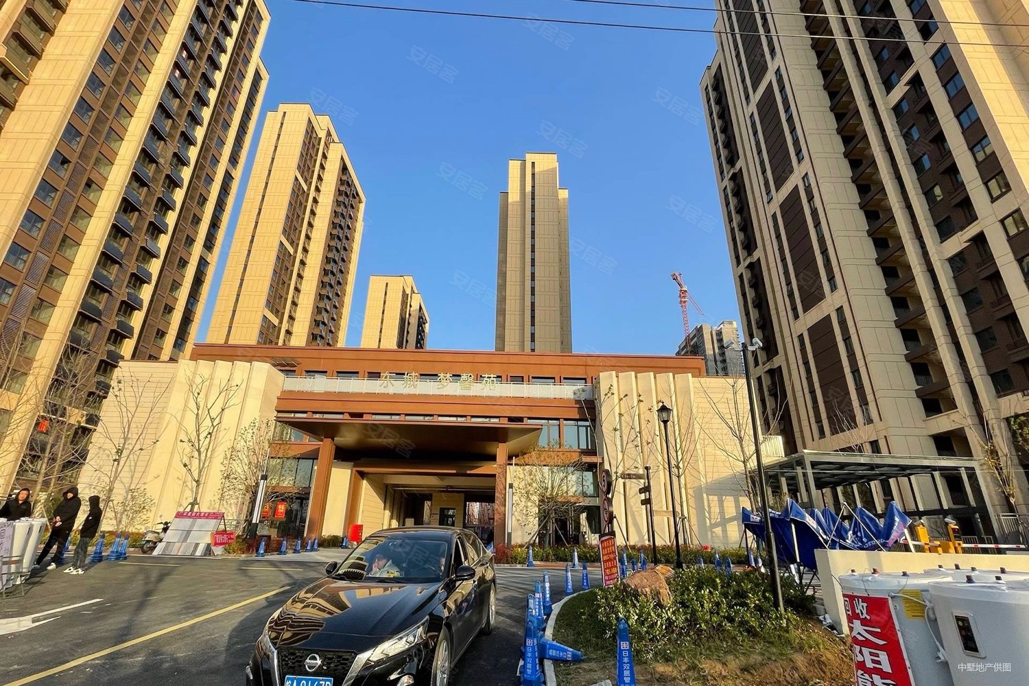 厨房和卫生间有装修 小区房龄新 人车分流 瑶海万达商圈,东城梦馨苑