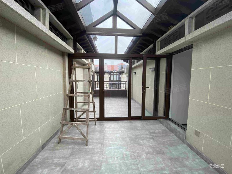 阳光城花满墅(别墅)4室2厅3卫470.23㎡南北1680万