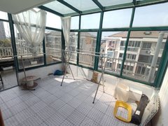 上海青浦重固夏阳金城1房2厅加阁楼一房等于2房，大露台，实图实价出租房源真实图片