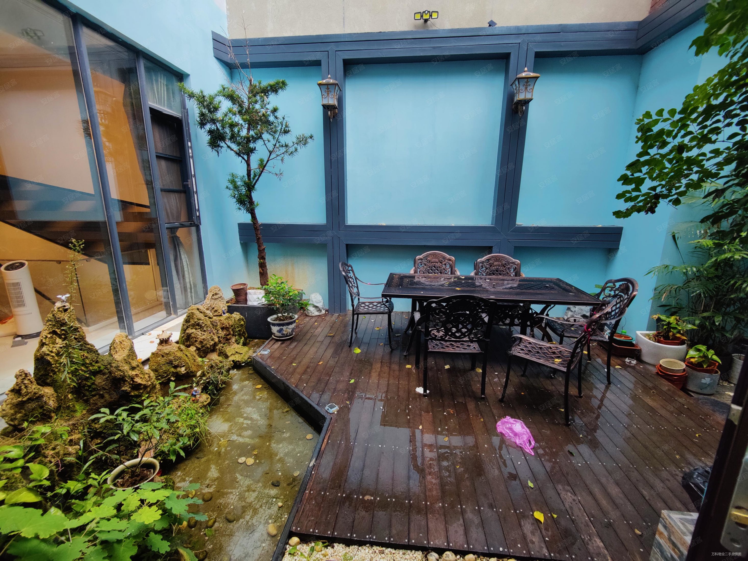 光谷别墅万科红郡三层豪装六室入户花园带双车位