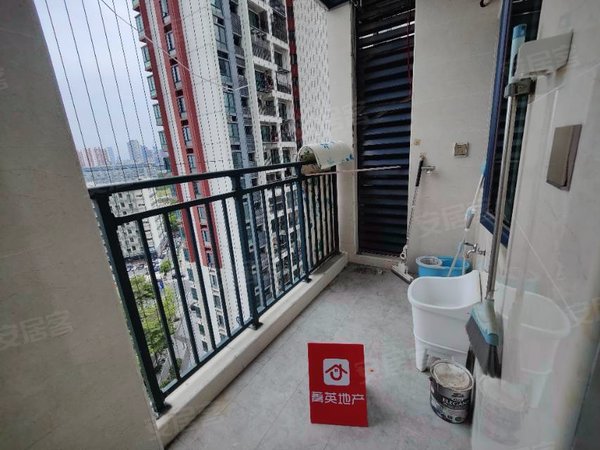 深圳南山西丽冠铭花园近科技园及万科云城冠铭花园精装四房.