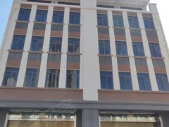 琼海中原中原城区中兴南路自建房 4室1厅4卫出租房源真实图片